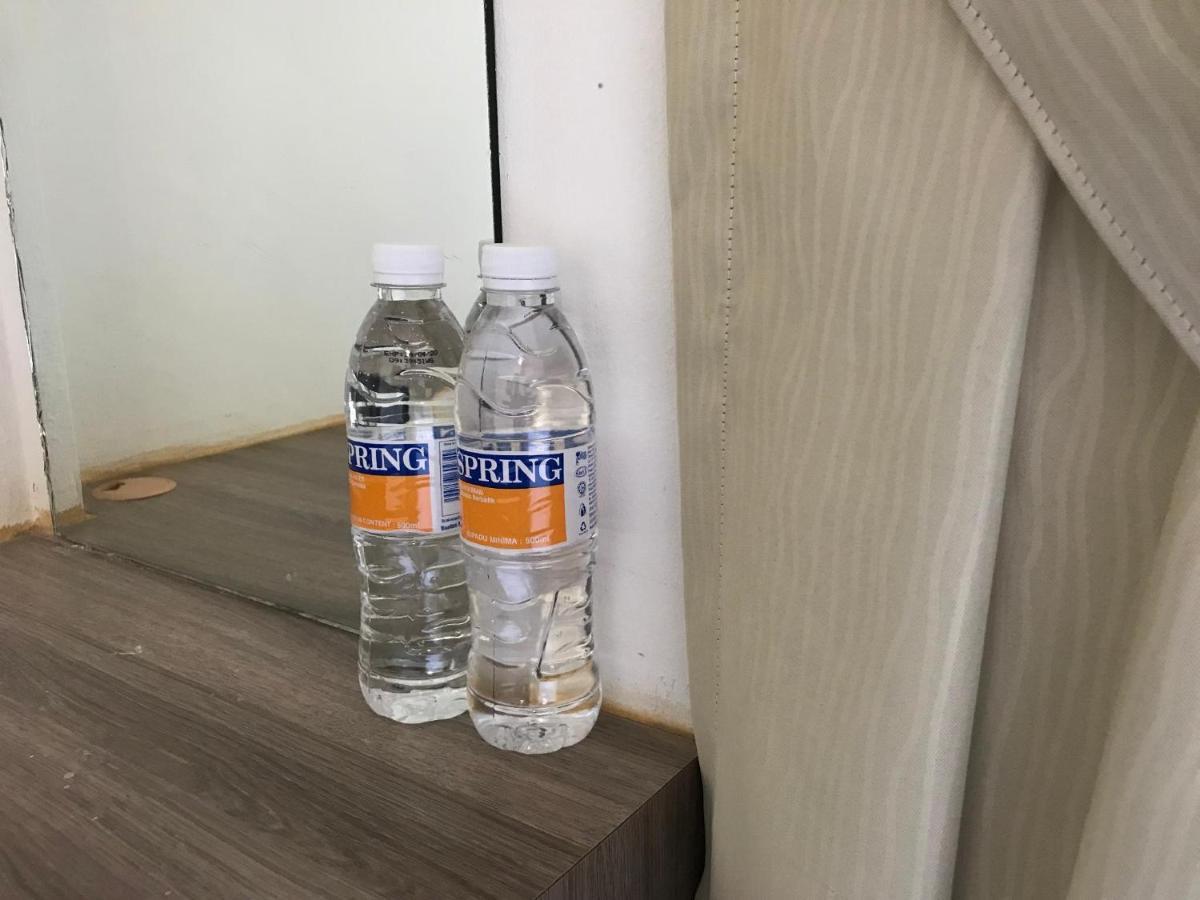 Natol Homestay - London Kuching Bagian luar foto